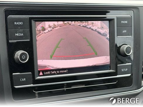 Used 2018 Volkswagen Atlas S image 28