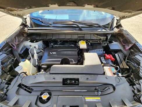 Used 2022 Nissan Pathfinder Platinum w/ Cargo Package image 16