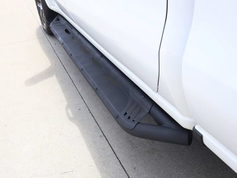 Used 2020 Chevrolet Silverado 1500 LT Trail Boss AWD/4WD image 10