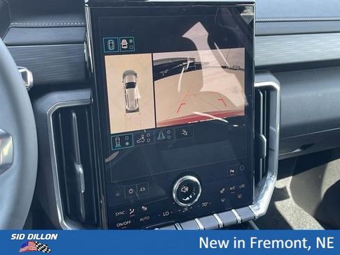 New 2026 GMC Acadia Elevation AWD/4WD image 5