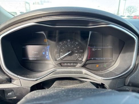 Used 2017 Ford Fusion Energi SE image 14