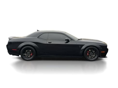 Used 2022 Dodge Challenger SRT Hellcat Redeye image 9