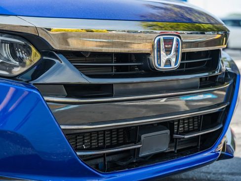 Used 2022 Honda Accord Sport image 9