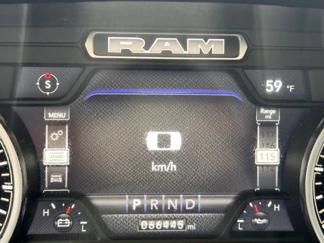 Used 2022 RAM 1500 Laramie AWD/4WD image 16