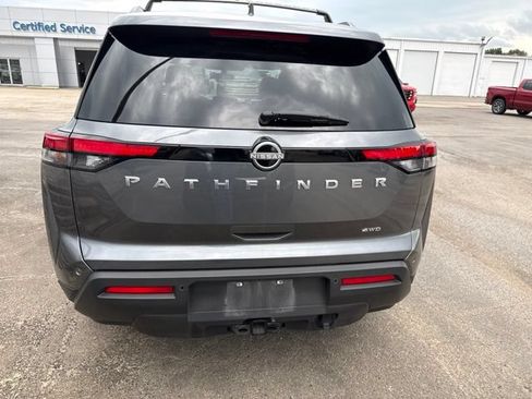 Used 2025 Nissan Pathfinder SV w/ SV Premium Package AWD/4WD image 10