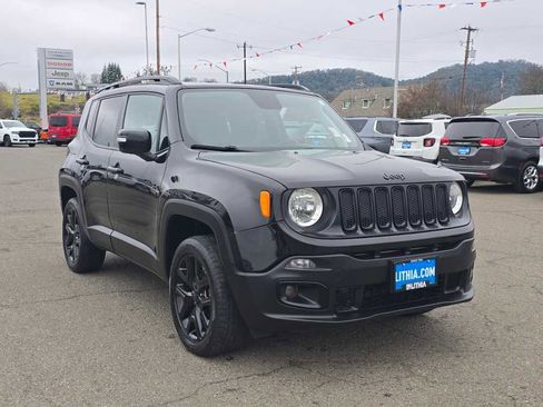 Used 2018 Jeep Renegade Altitude image 7