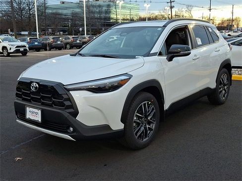 New 2026 Toyota Corolla Cross XLE image 3