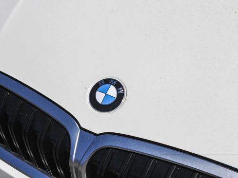 Used 2023 BMW 330i Sedan w/ Driving Assistance Package RWD image 11