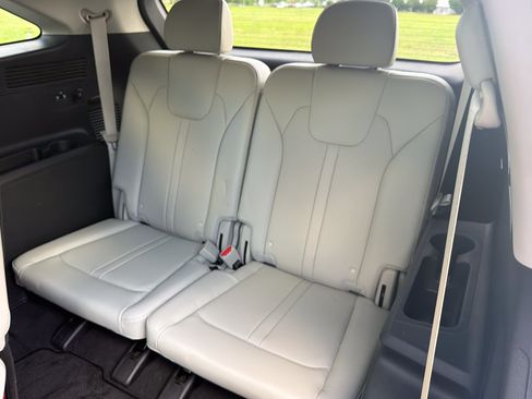 Used 2022 Kia Sorento EX w/ Panoramic Sunroof Package FWD image 27