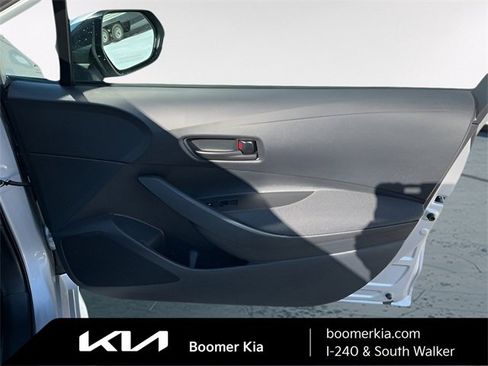 Used 2025 Toyota Corolla LE image 10