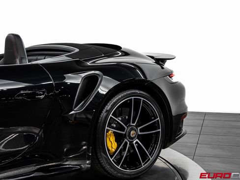 Used 2022 Porsche 911 Turbo S image 17