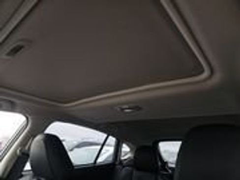 Used 2023 Subaru Crosstrek 2.5i Limited w/ Moonroof Package image 7