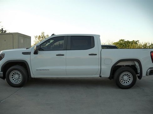 Used 2024 GMC Sierra 1500 Pro image 4