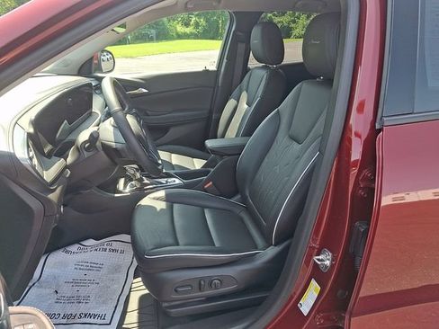 Used 2024 Buick Encore GX Avenir w/ Avenir Technology Package AWD/4WD image 13