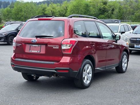 Used 2014 Subaru Forester 2.5i Premium w/ All-Weather Package AWD/4WD image 8