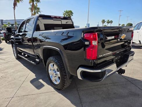 Certified 2023 Chevrolet Silverado 3500 LTZ w/ LTZ Premium Package AWD/4WD image 4