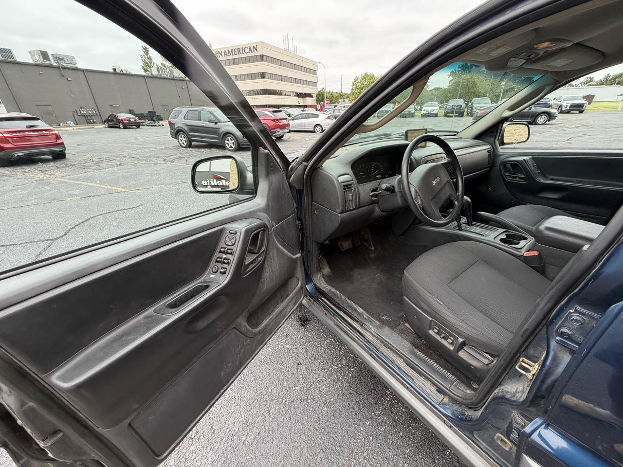 Used 2002 Jeep Grand Cherokee Laredo AWD/4WD image 9