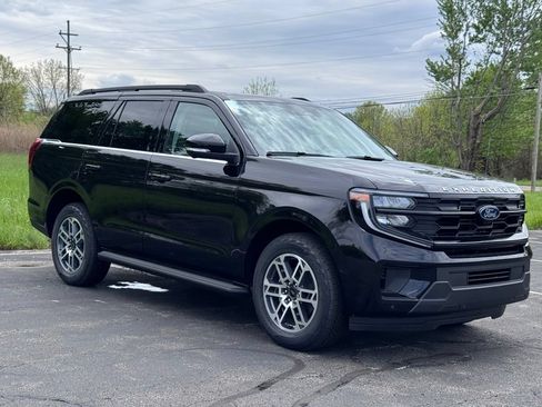 New 2026 Ford Expedition Active AWD/4WD image 6