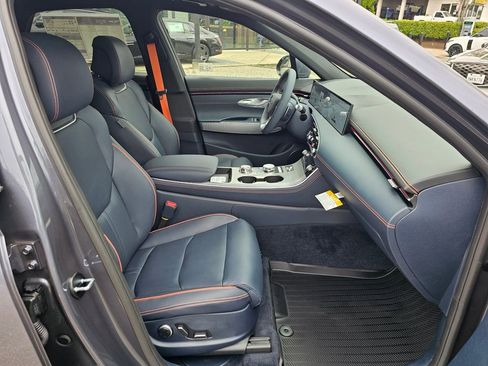 New 2026 Genesis GV70 2.5T Sport Prestige w/ G1 Accessory Package AWD/4WD image 29