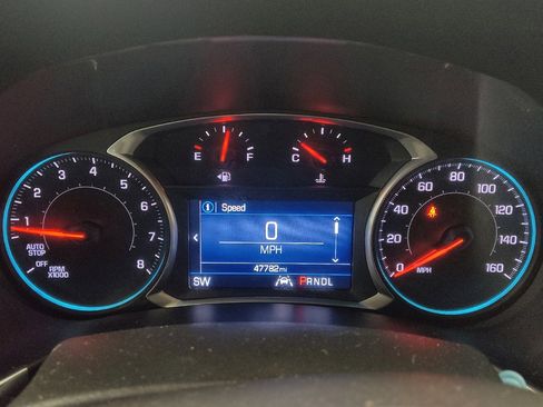 Used 2020 Chevrolet Equinox LT FWD image 23