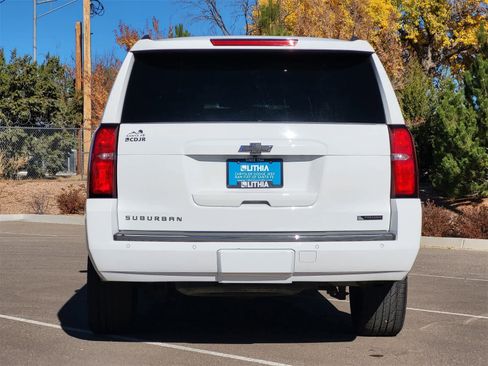 Used 2018 Chevrolet Suburban Premier image 6