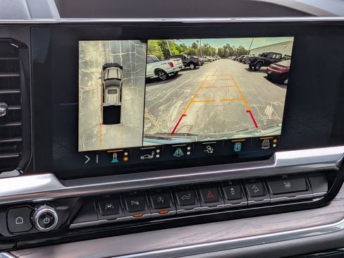 Used 2023 GMC Sierra 1500 SLT w/ SLT Premium Plus Package image 30