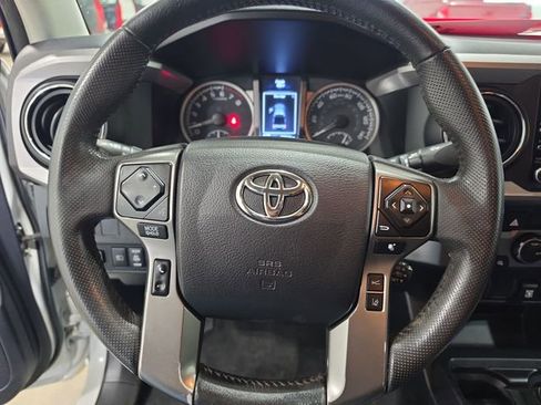 Used 2021 Toyota Tacoma SR5 w/ Trail Edition AWD/4WD image 18