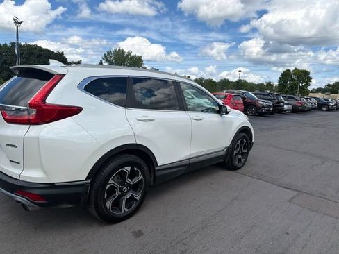 Used 2018 Honda CR-V Touring image 5