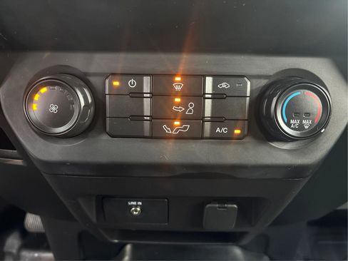 Used 2018 Ford F150 XL image 36