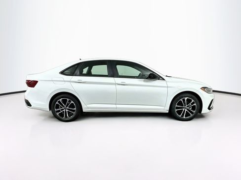 Used 2025 Volkswagen Jetta Sport FWD image 10