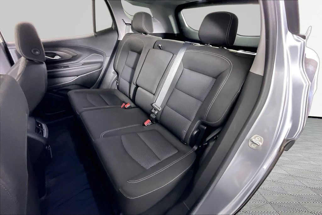 Certified 2024 GMC Terrain SLE FWD image 19