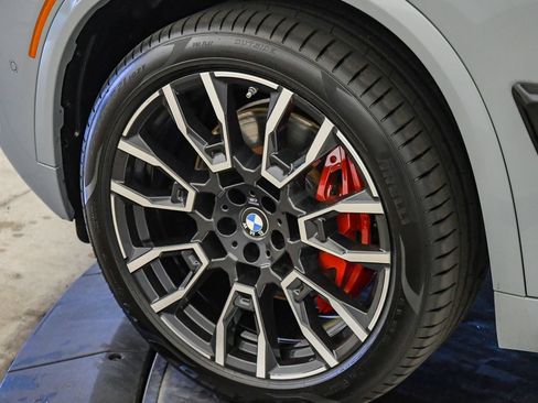 Used 2024 BMW X5 sDrive40i w/ M Sport Package RWD image 10