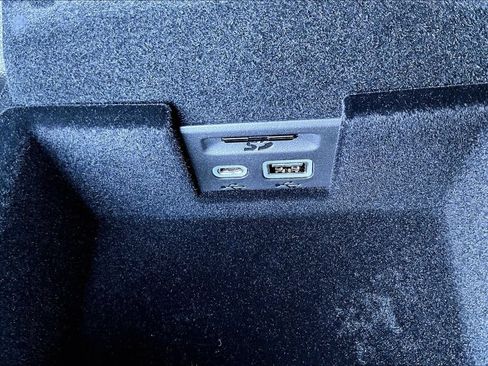 New 2026 Cadillac XT5 Premium Luxury w/ LPO, Floor Liner Package FWD image 18