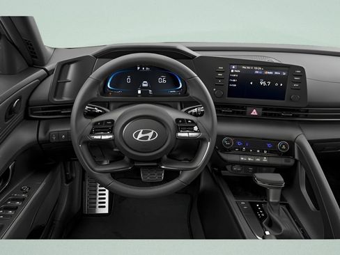 Certified 2026 Hyundai Elantra Sport FWD image 7