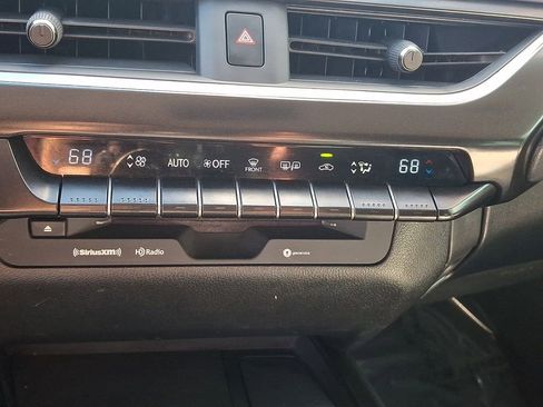 Used 2020 Lexus UX 250h w/ Accessory Package AWD/4WD image 15
