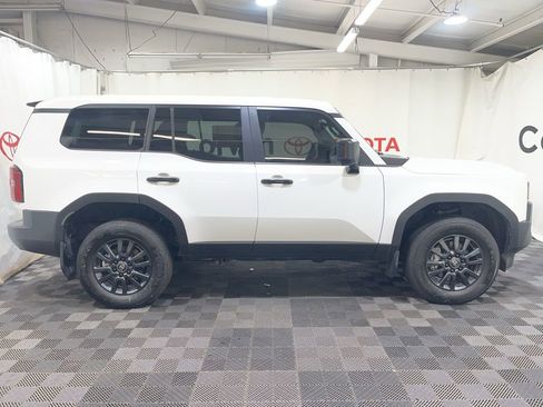 Used 2025 Toyota Land Cruiser 1958 image 7