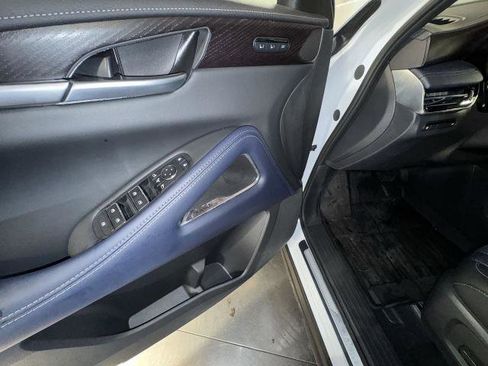 Certified 2026 INFINITI QX60 Sport w/ Dark Cargo Package image 17