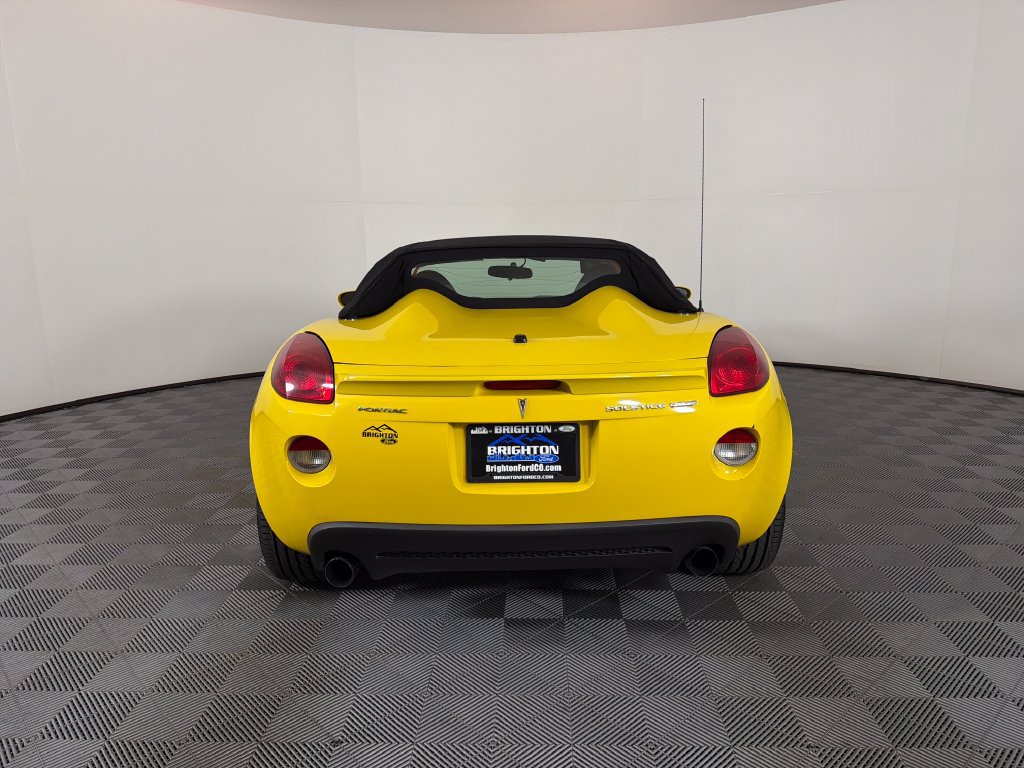 Used 2007 Pontiac Solstice GXP w/ Premium Package RWD image 4