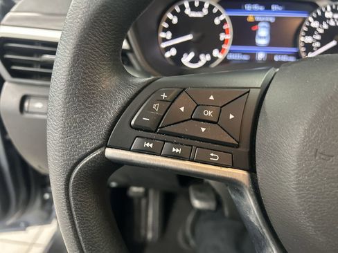 Certified 2023 Nissan Altima 2.5 SV FWD image 18