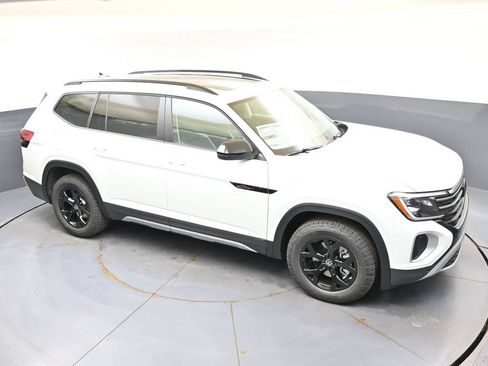 New 2026 Volkswagen Atlas Peak Edition AWD/4WD image 54