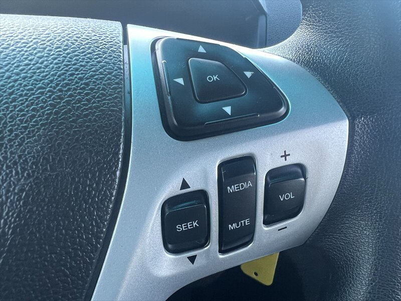 Used 2013 Ford Explorer FWD image 19