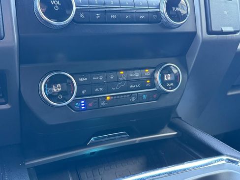 Used 2021 Ford Expedition XLT AWD/4WD image 15