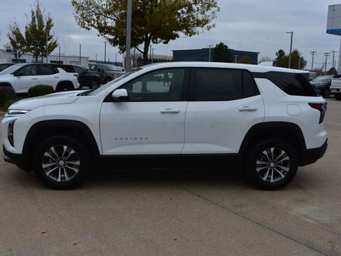 New 2026 Chevrolet Equinox LT image 9