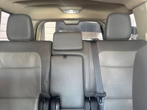 Used 2016 Ford Flex SEL w/ Equipment Group 202A FWD image 9