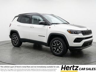 Used 2025 Jeep Compass Trailhawk video 1