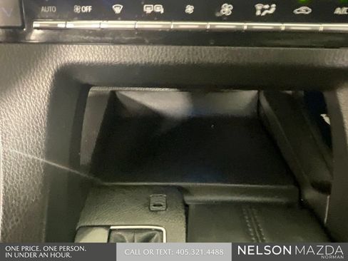 Used 2022 Toyota Avalon Limited w/ Advanced Safety Package FWD image 37