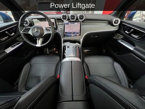 Used 2023 Mercedes-Benz GLC 300 4MATIC image 2