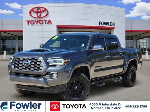 Used 2021 Toyota Tacoma TRD Sport w/ TRD Premium Sport Package AWD/4WD image 1