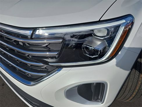 New 2026 Volkswagen Atlas SE image 26