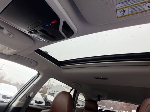 Used 2021 Subaru Outback Touring XT image 7